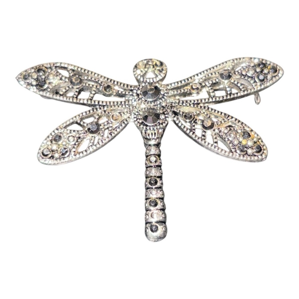 Vintage Etched Silvertone Dragonfly
Brooch with Pretty Black Rhinestones JB1